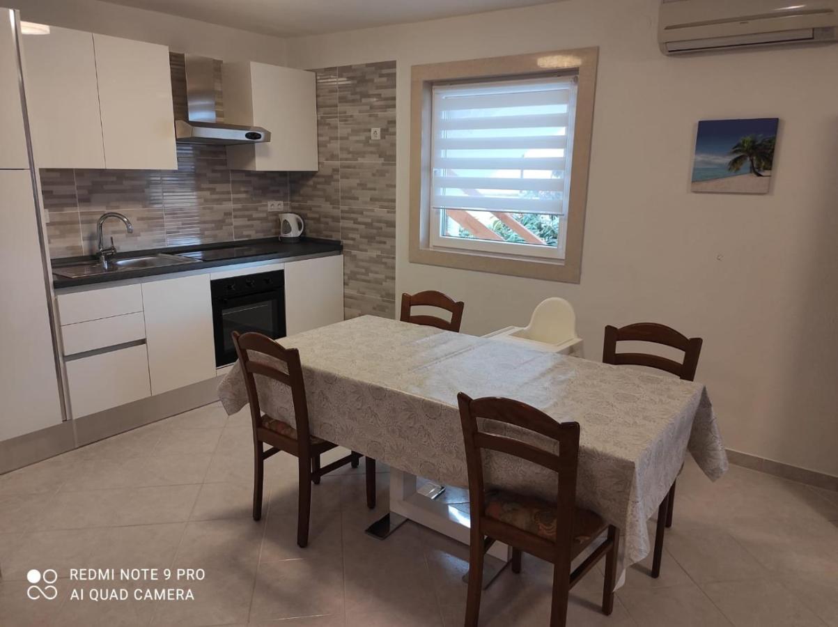 Apartments Marko Sutivan Insel Brac Kültér fotó