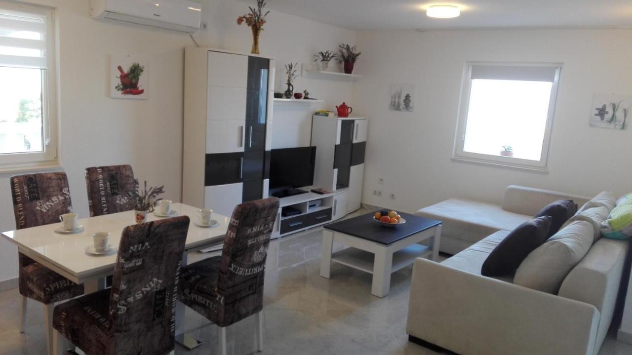 Apartments Marko Sutivan Insel Brac Kültér fotó